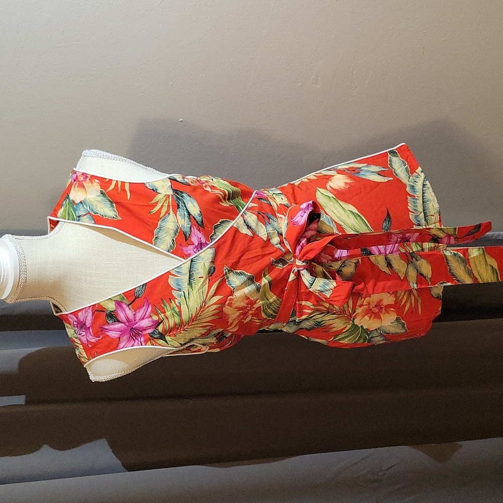 Forever 21 Floral Print Wrap Top w/tie